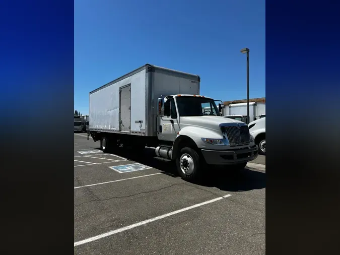 2019 NAVISTAR INTERNATIONAL 4300