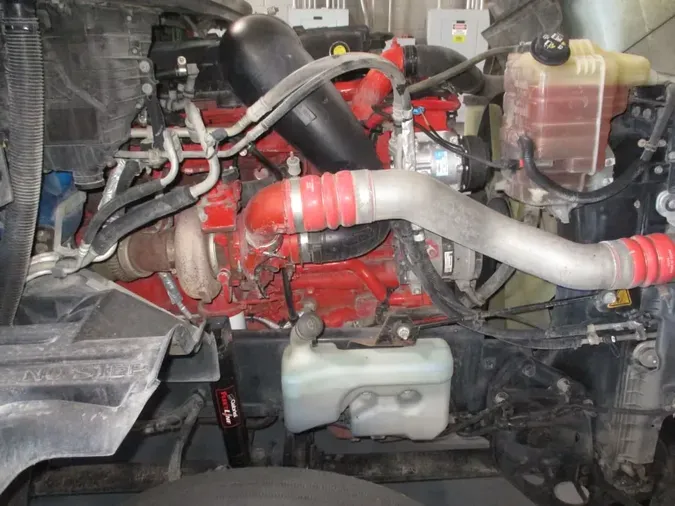 2021 NAVISTAR INTERNATIONAL LT625 SLPR CAB