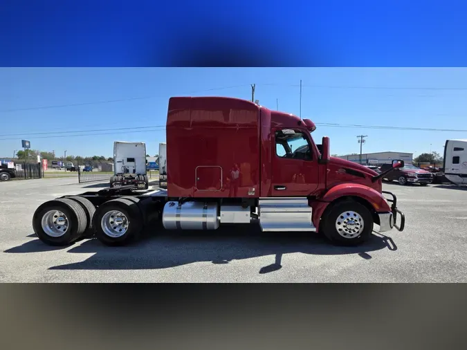 2022 Peterbilt 579