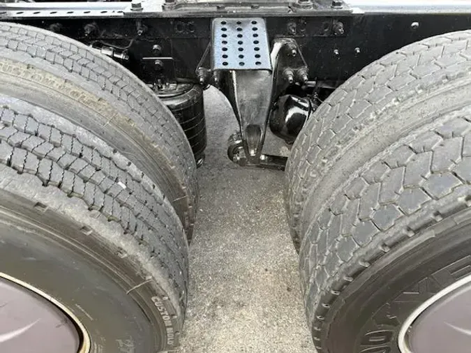 2022 International LT625