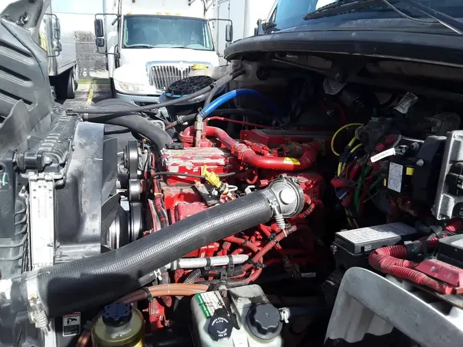 2020 FREIGHTLINER/MERCEDES M2 106