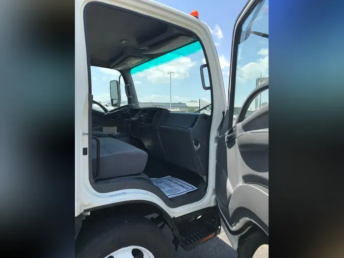 2019 Isuzu NRR940f56de0c205b5fa444641a54711763