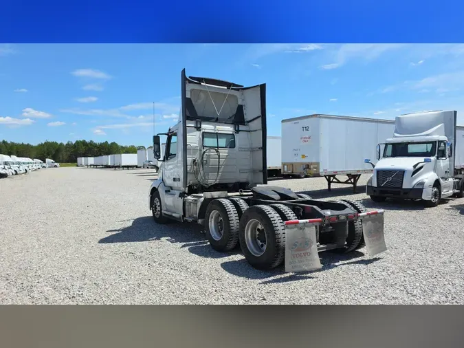 2019 Volvo VNL300