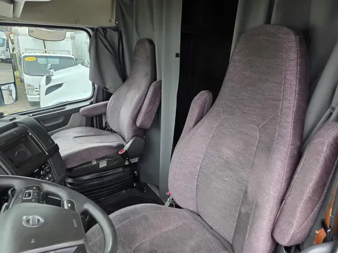 2020 VOLVO VNR64T-64094143ab9f128470d73a58c996097c135