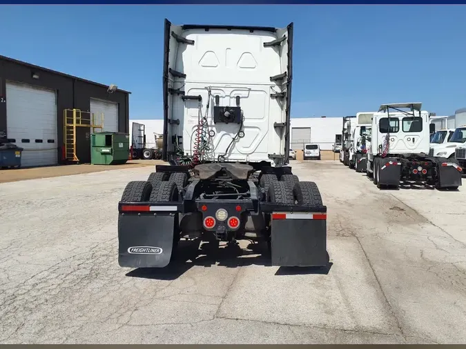 2019 FREIGHTLINER NEW CASCADIA PX12664