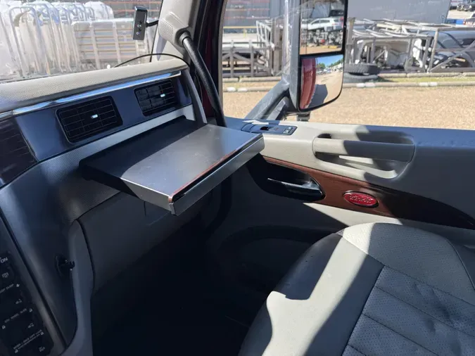 2018 Peterbilt 579