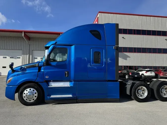 2023 Freightliner Cascadia&reg;