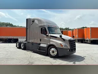 2023 Freightliner Cascadia 126