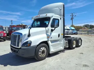 2020 FREIGHTLINER/MERCEDES CASCADIA 125