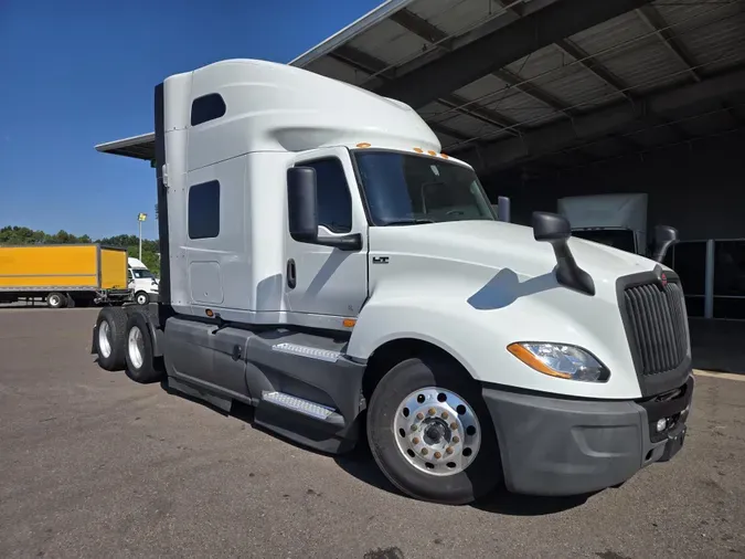 2021 International LT625