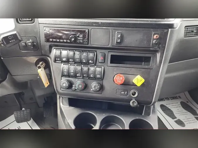 2021 INTERNATIONAL LT625