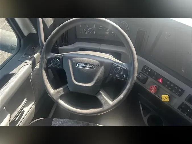 2020 FREIGHTLINER CA126