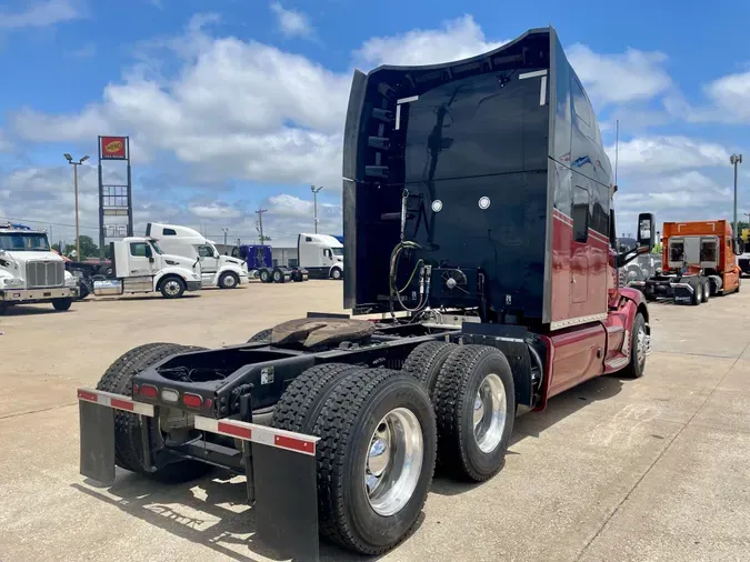 2021 Peterbilt 57994250eac90235f3bf4a86d9dec6a6880
