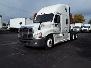 2020 FREIGHTLINER/MERCEDES CASCADIA 125