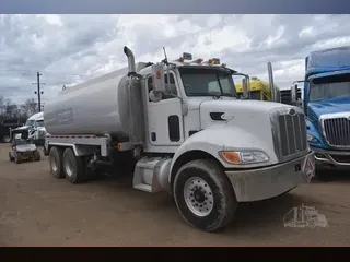 2007 PETERBILT 335