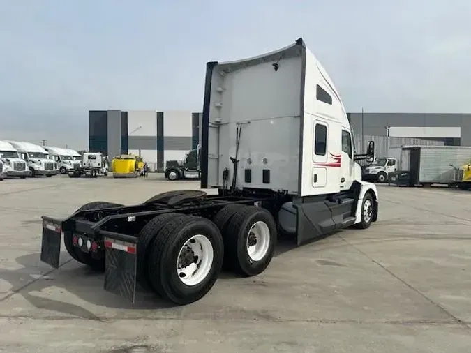 2023 Kenworth T680