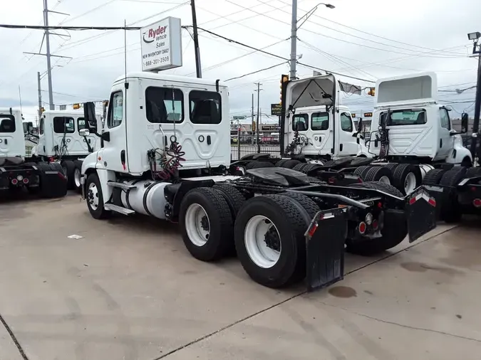 2020 FREIGHTLINER CASCADIA 125