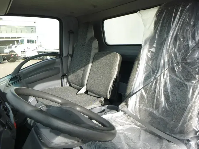 2022 Isuzu NPR-HD942af7e05dc6f84d89926857e98384dd