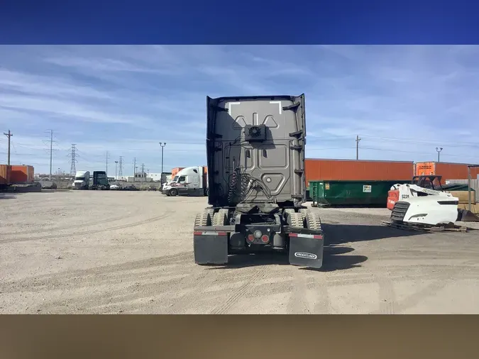 2022 Freightliner Cascadia 126942c1cb7efc538ea569ca482eda8716f