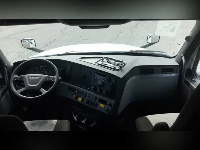 2022 Freightliner Cascadia 126