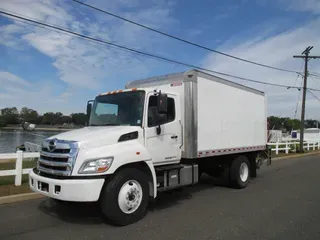 2019 HINO 338