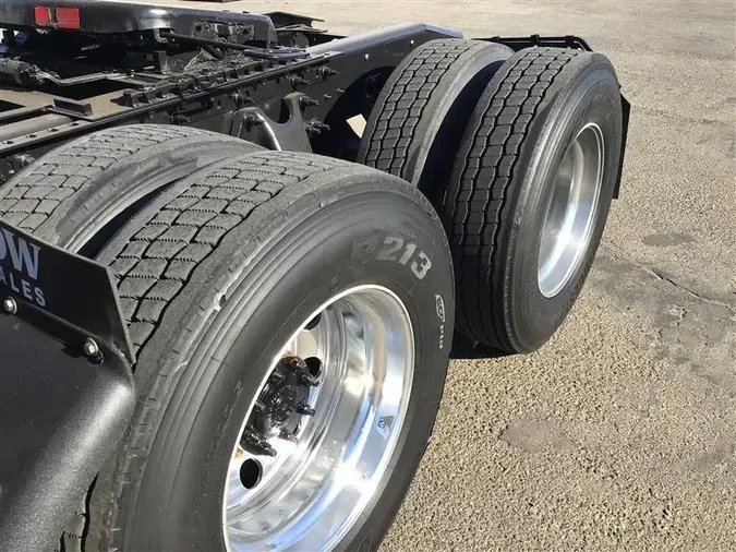 2021 INTERNATIONAL LT625