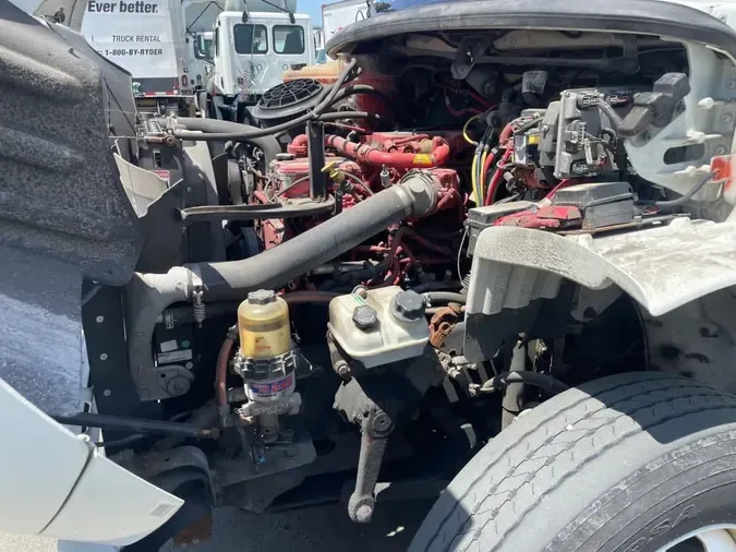 2018 FREIGHTLINER M2 106