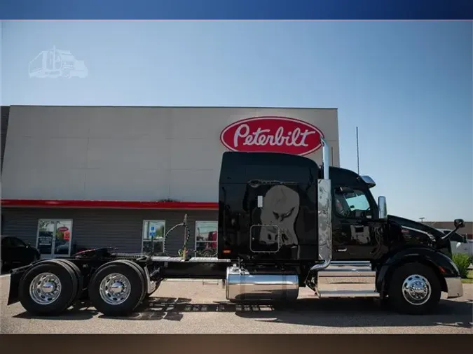 2025 PETERBILT 579