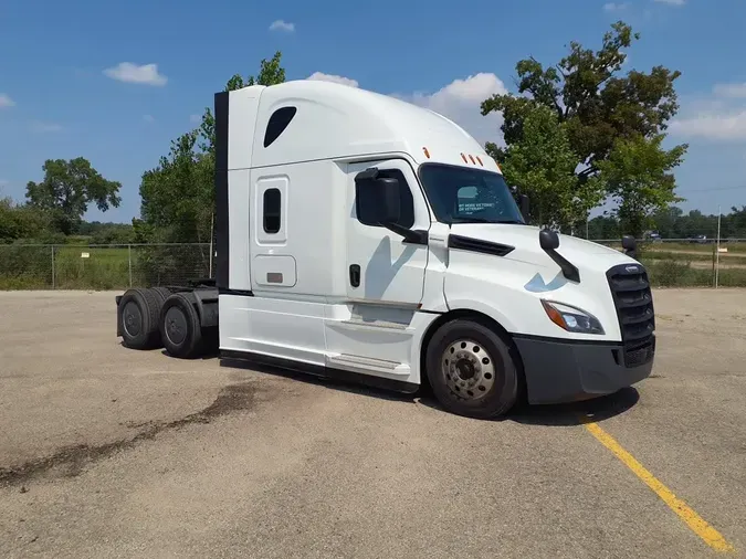 2020 FREIGHTLINER NEW CASCADIA PX12664