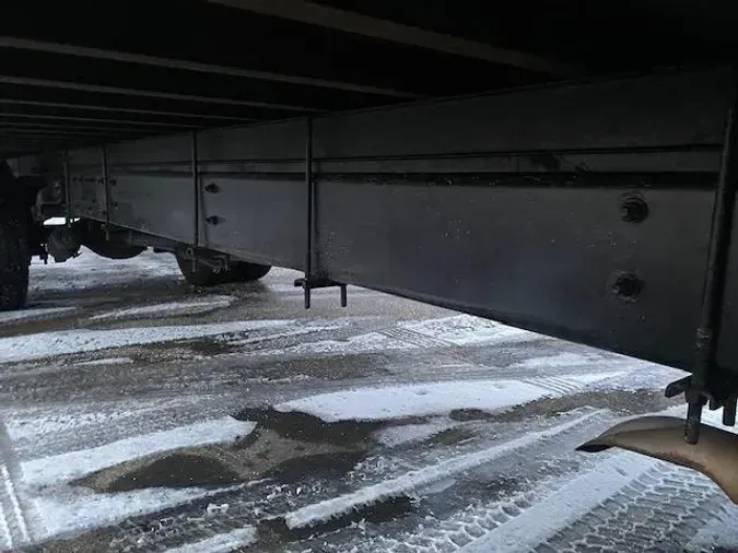 2022 Freightliner Business Class M2 106