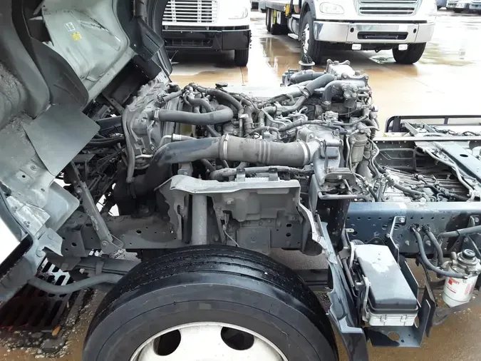 2018 ISUZU NPR