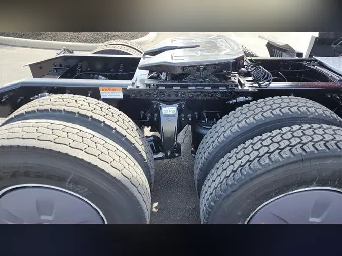 2023 FREIGHTLINER CA126