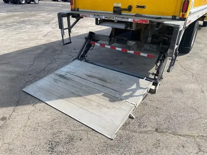 2020 Freightliner Business Class M2 106