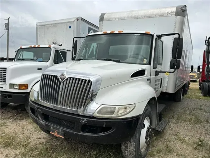 2012 INTERNATIONAL DURASTAR 4300