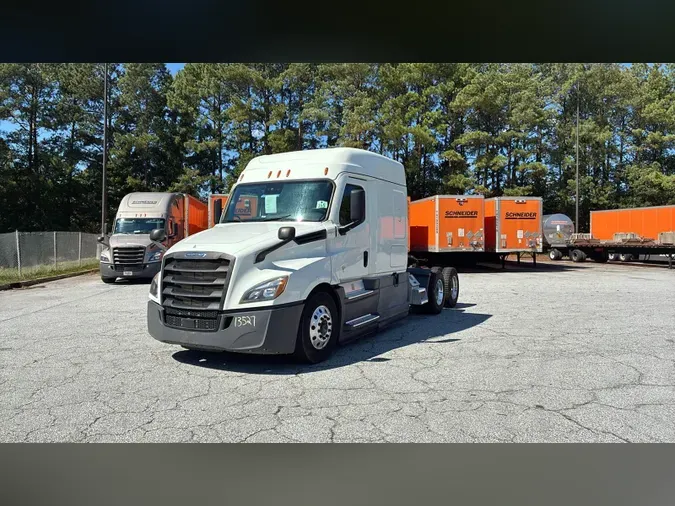 2021 Freightliner Cascadia 1269445413818496c1a4adadc9eba886948