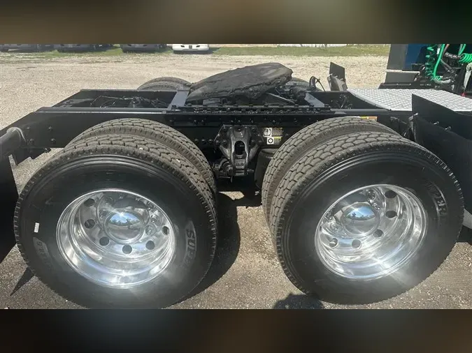 2021 KENWORTH T680