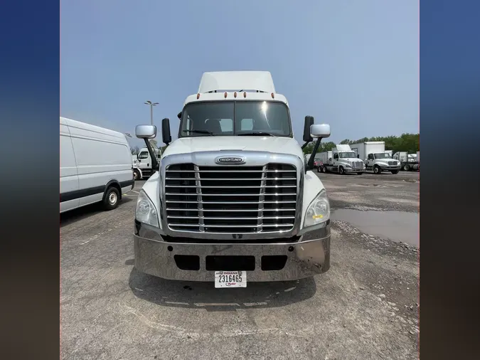 2016 FREIGHTLINER/MERCEDES CASCADIA 125