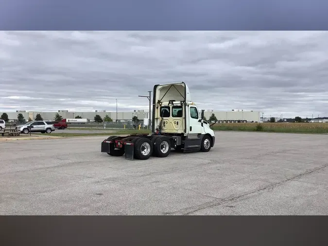 2019 Freightliner Cascadia 1269448c36489a40b0cd06b303e47b3ecbb