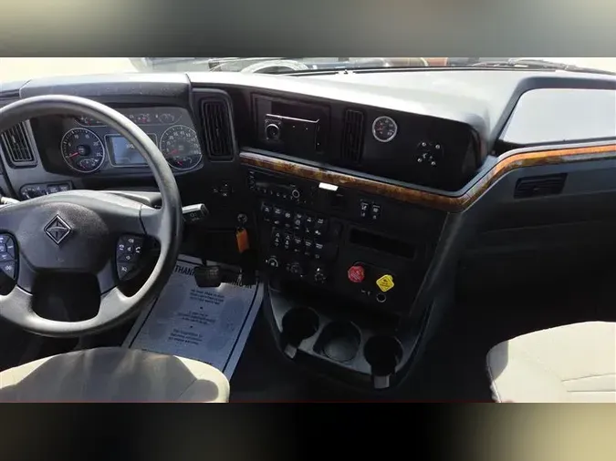 2022 INTERNATIONAL LT