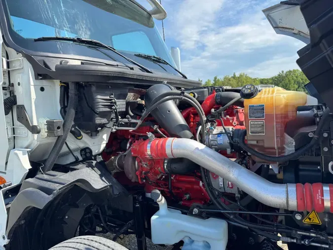 2021 International LT625