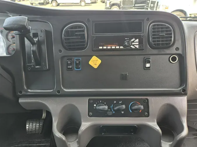 2018 Freightliner Business Class M2 106