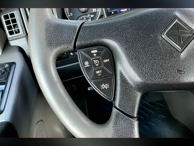 2019 INT LT625 6x4