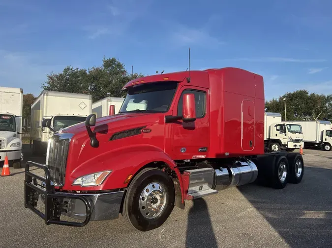2022 Peterbilt 579