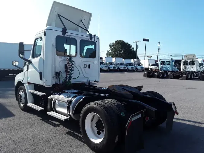 2020 FREIGHTLINER/MERCEDES NEW CASCADIA 12694592ce52986dcf761d4da030d3fdbbc
