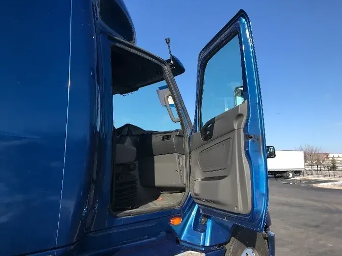 2019 International LT625