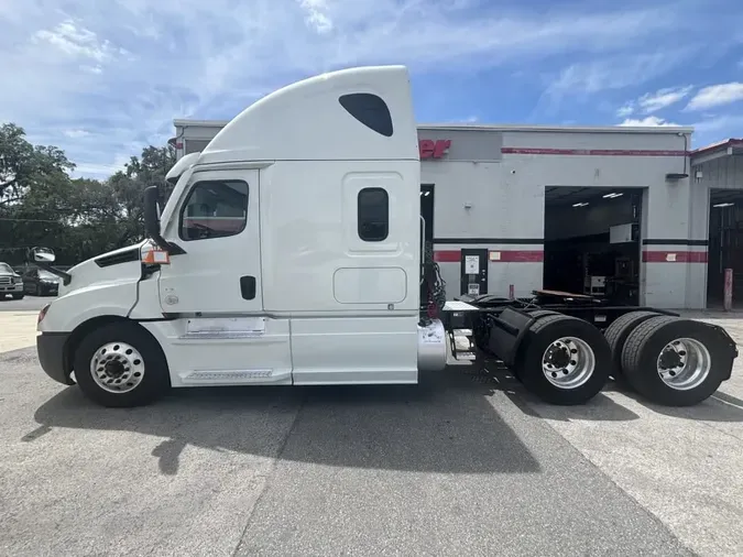 2022 FREIGHTLINER/MERCEDES NEW CASCADIA PX12664945e4225ad5204109f567e995981869f