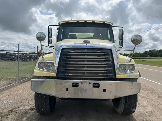 2017 FREIGHTLINER 114SD