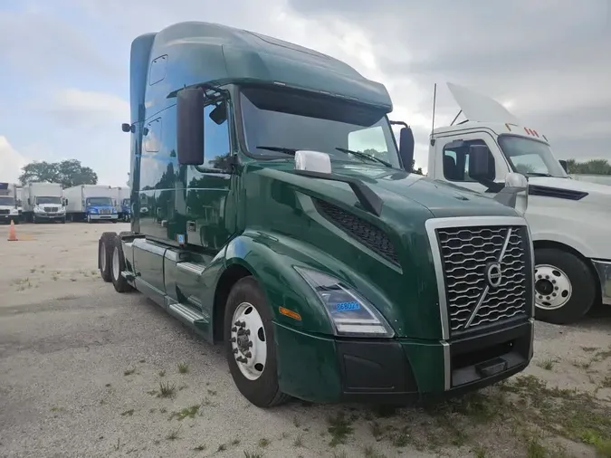 2019 VOLVO VNL64T-760