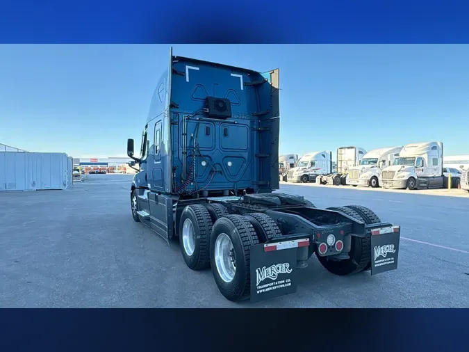 2024 Freightliner Cascadia