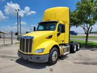 2017 PETERBILT 579